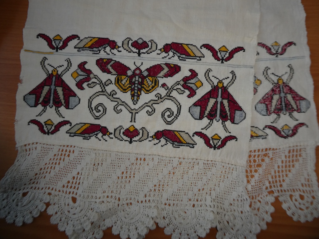 5 Орнамент полотенца с бабочками.JPG